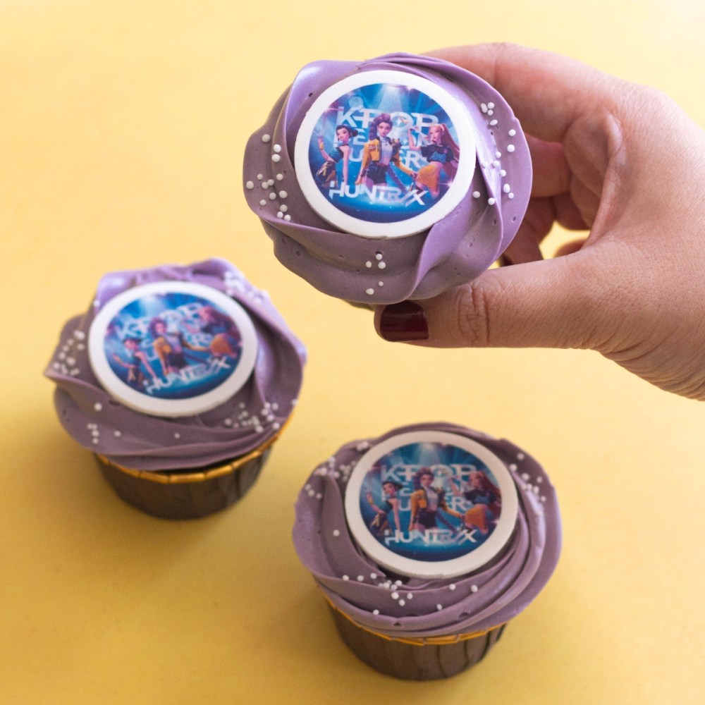 Huntrix cupcake OLLIES